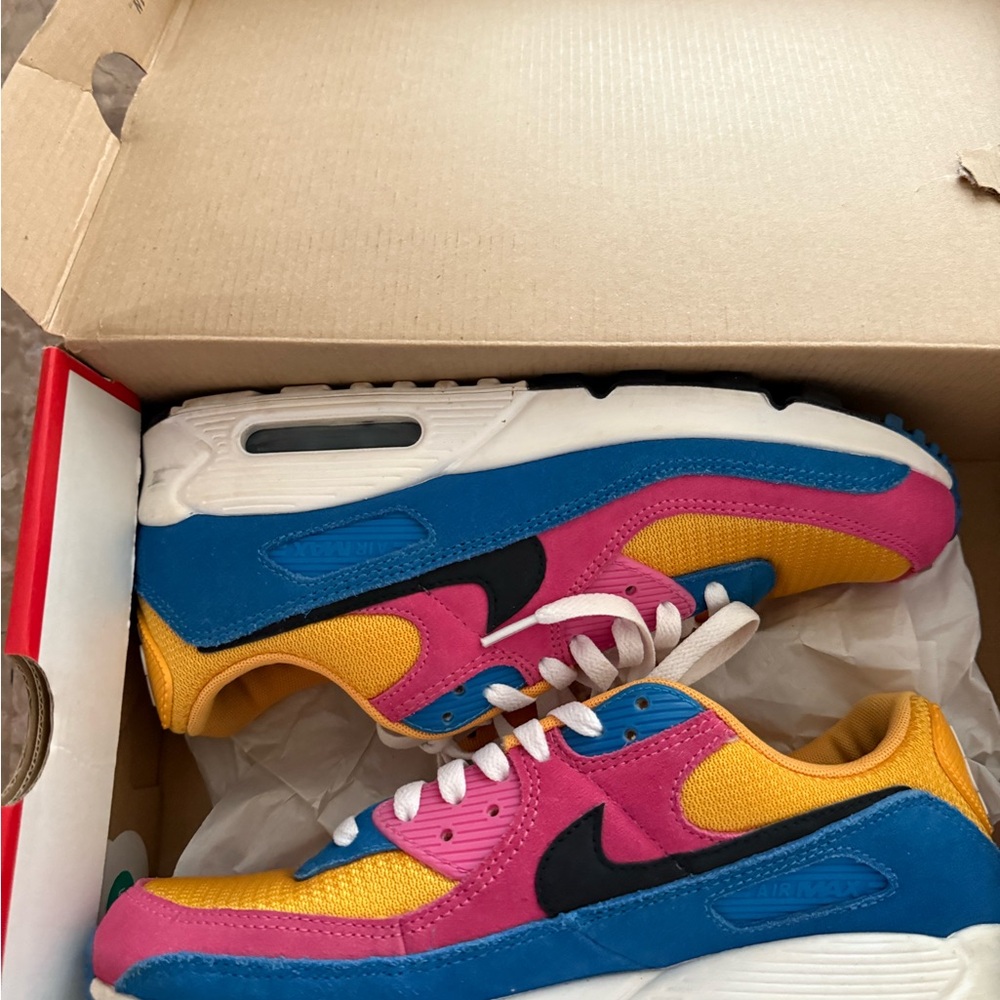 Nike Women's Sneakers - Multicolor Pink, Blue, Yellow